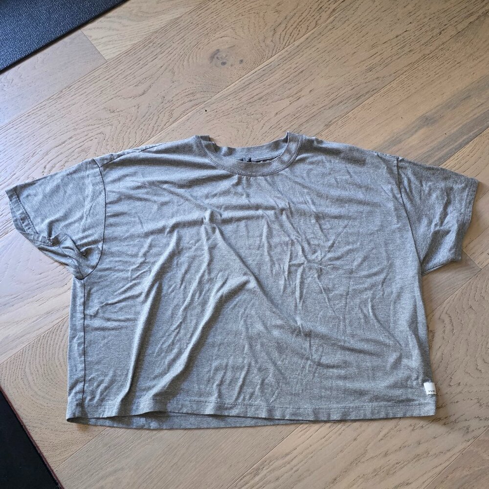 Vuori Energy Tee - Picture 2 of 4